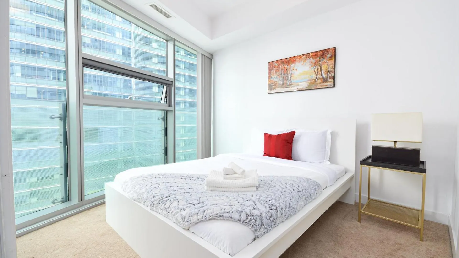 Downtown Toronto 2 Bedroom Apartment