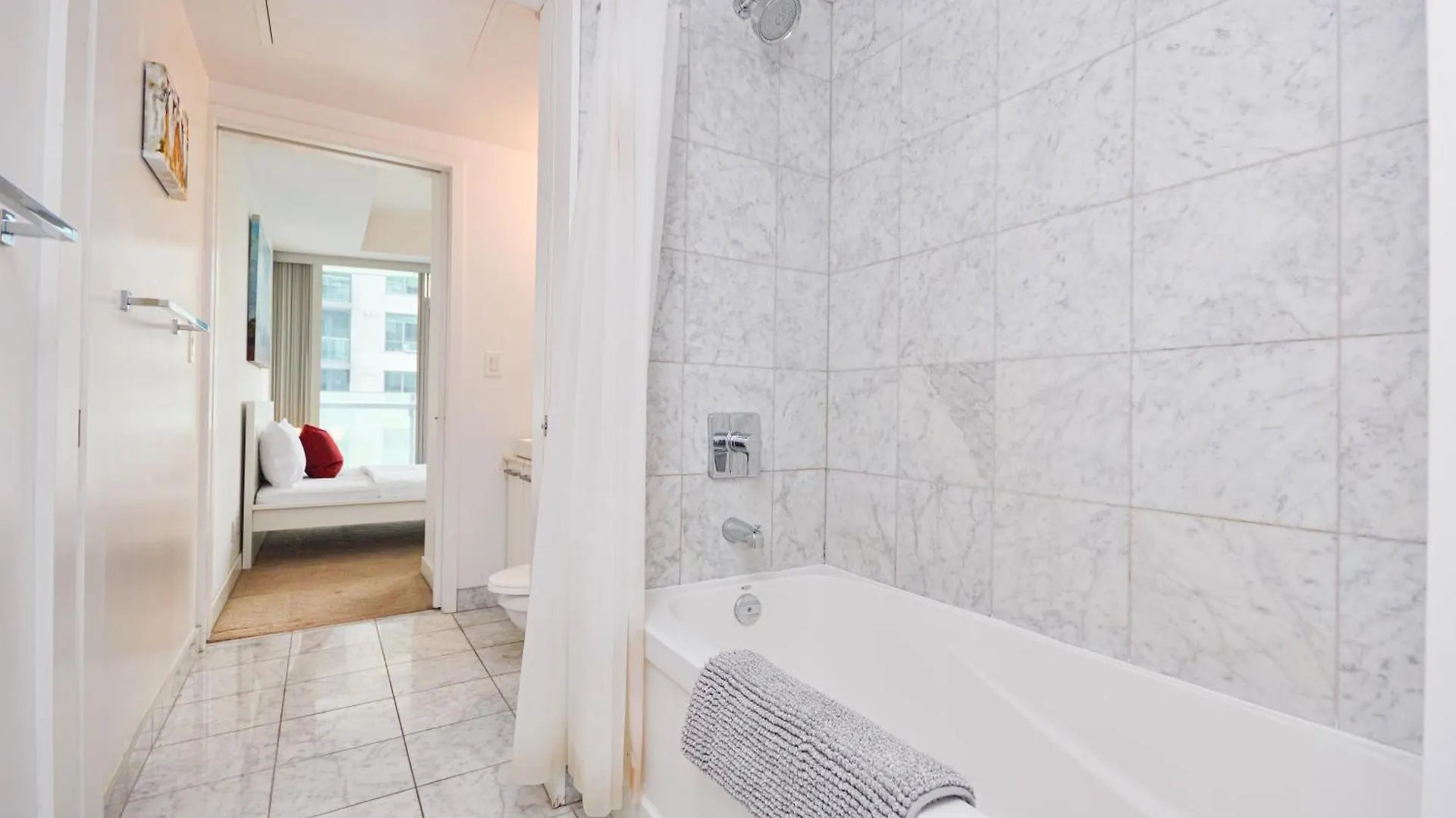 Apartment Downtown Toronto 2 Bedroom Canada