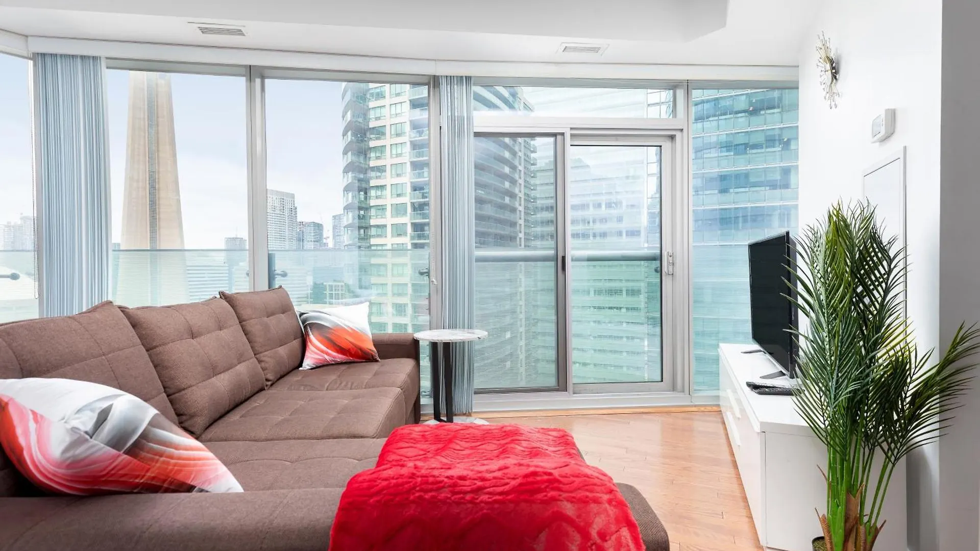 Apartment Downtown Toronto 2 Bedroom Canada