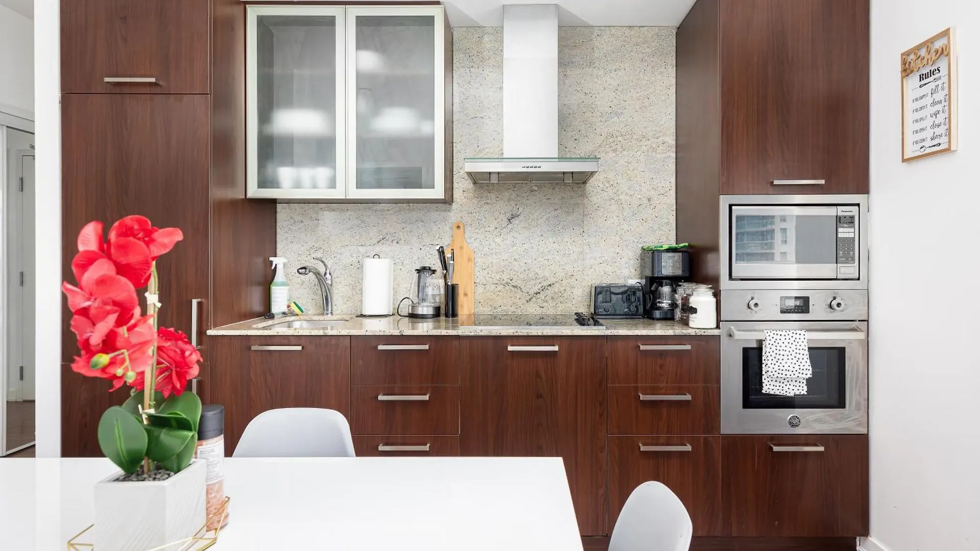 Downtown Toronto 2 Bedroom